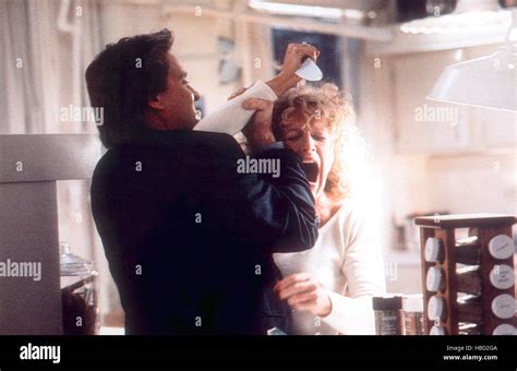 FATAL ATTRACTION Michael Douglas Glenn Close 1987 Stock Photo Alamy