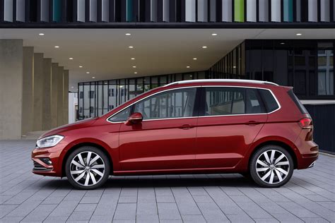 Volkswagen Golf Sportsvan Refreshed Just In Time For Frankfurt