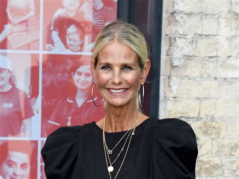 Ulrika Jonsson Says Her 15 Year Old Son Was Teased After She Posted Nude Picture The Independent