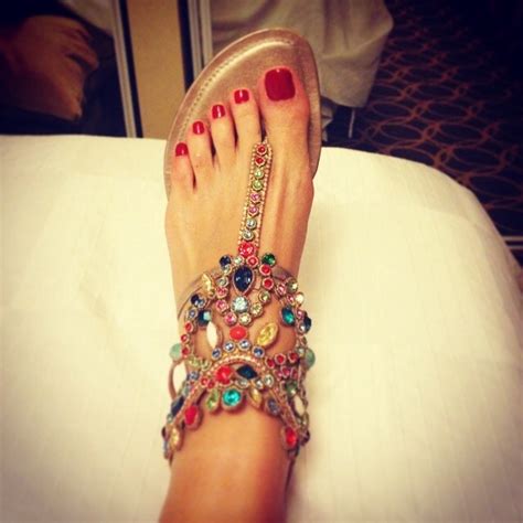 Ceyda Düvenci S Feet