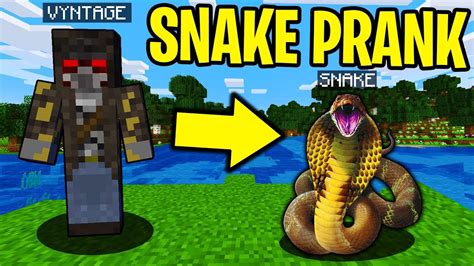 Scary Snake Prank In Minecraft Minecraft Trolling Video Youtube