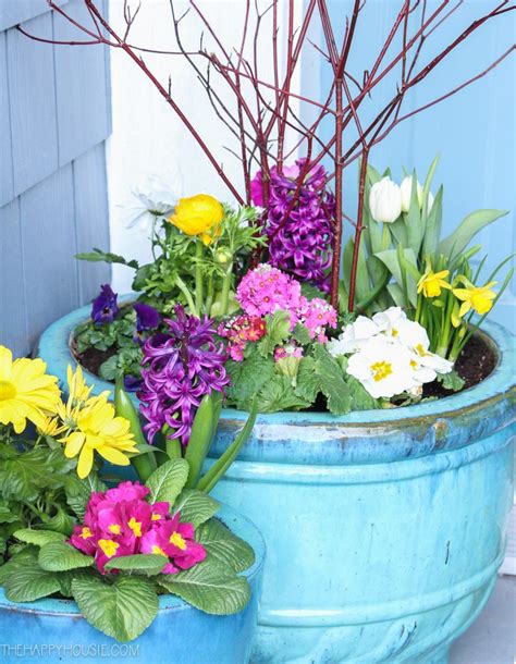 10 Beautiful Diy Planter Ideas To Add Instant Curb Appeal Our Crafty Mom