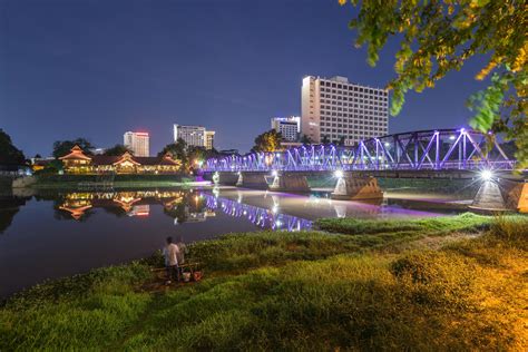 Old Bridge In Chiang Mai Thailand And Long Exposure 19926437 Stock