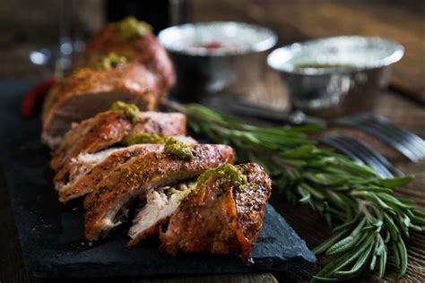 Schweinefilet Mit Einer Kr Uterkruste Im Backofen