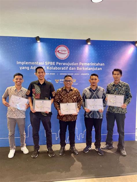 Kadin Kominfo Muba Hadiri Seminar Dan Pameran Gerakan Menuju Smart City