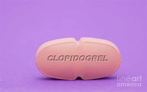 Clopidogrel Pill Photograph By Wladimir Bulgarscience Photo Library