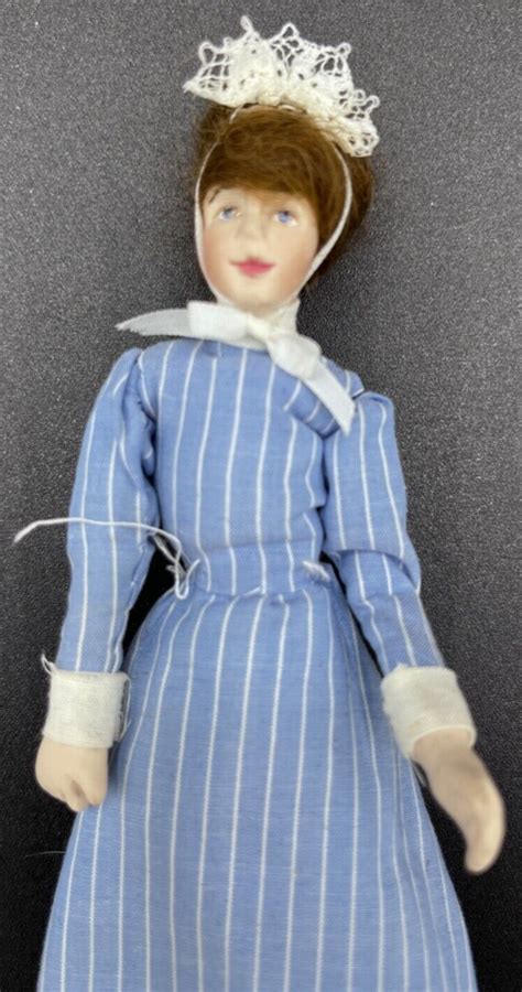 Dollhouse Miniature Artisan Porcelain Jill Nix Lady Maid 112 Ebay