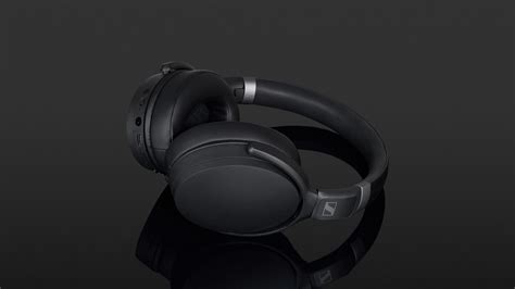 Sennheiser HD 450BT Review | headphonecheck.com