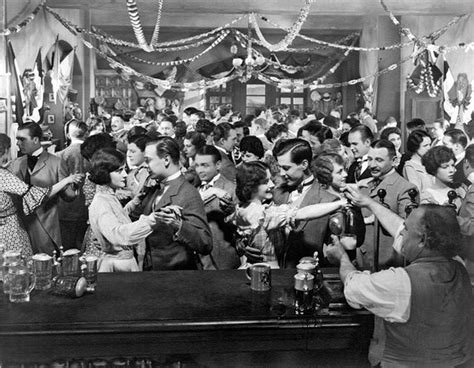 What Was Life Like In 1920s Britain? How The ‘Roaring Twenties’ Myth ...