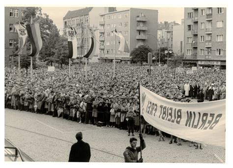 13 August 1961 Bau Der Berliner Mauer Berlin De