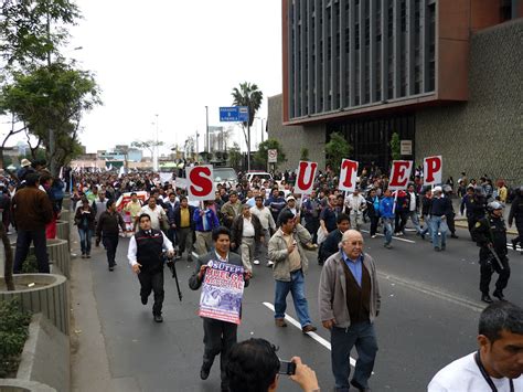 C E R Sute Lima Inicio De La Huelga Del Sutep Fue Con Mas De Mil