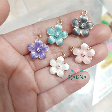 Jual Charm Bandul Liontin Kalung Gelang Enamel Bunga Sakura Bahan Craft