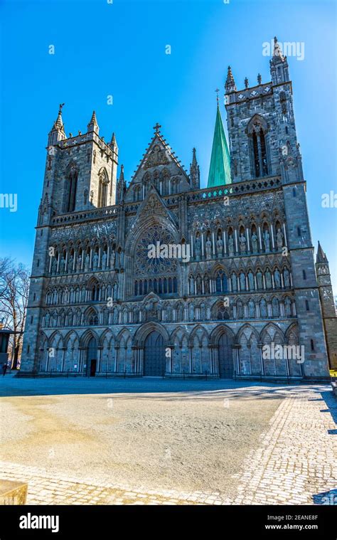 Nidaros Cathedral Pilgrimage Hi Res Stock Photography And Images Alamy