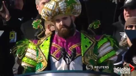 Jason Kelce Tearily Announces Nfl Retirement After 13 Years With Eagles