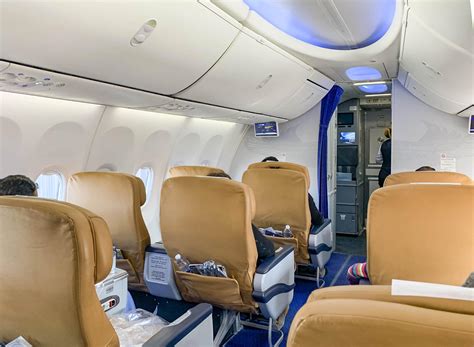 Egyptair Boeing 737 800 Economy Class Flight Review 52 Off