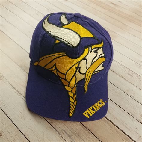 #Item: Vintage 1990s Minnesota Vikings Nfl Football The Game Big Logo Style Purple Snapback Hat ...