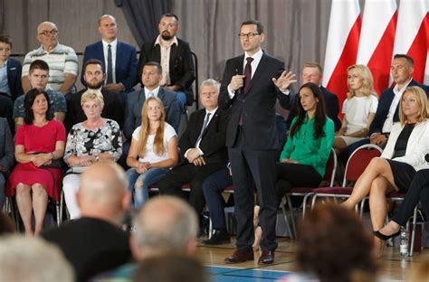 Awantura Na Spotkaniu Z Premierem Morawieckim Wprost