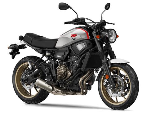 Yamaha XSR 700 XTribute 2020 Fiche Moto