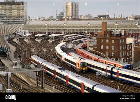 View of London's Waterloo train station Stock Photo: 13585047 - Alamy