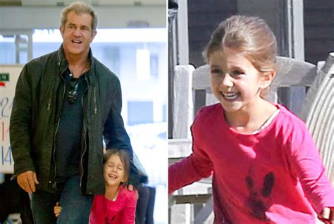 Mel Gibson se divierte con su hija Lucía Univision