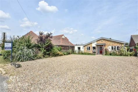 4 Bedroom Detached Bungalow For Sale In Heath Road Fordham Heath