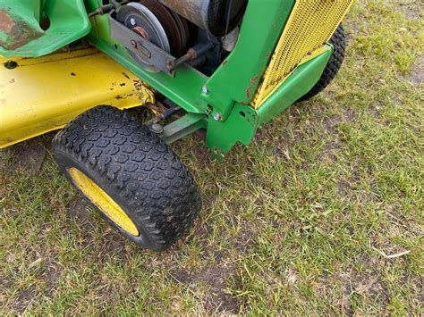 John Deere 212 Lawn Tractor Wmower Deck Bigiron Auctions