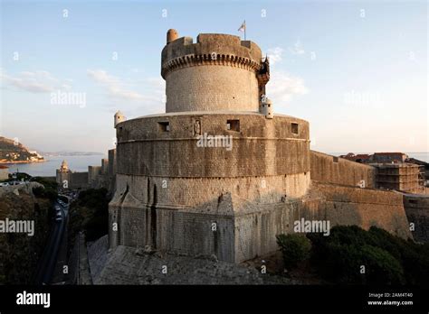 Fort Minceta City Wall Of Dubrovnik UNESCO Croatia Stock Photo Alamy