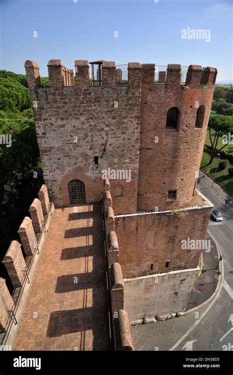 Italia Roma La Muralla Aureliana Porta San Sebastiano Museo Delle