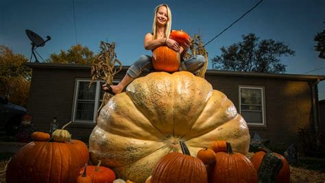 Heres The Secret To Growing Iowas Biggest Pumpkin