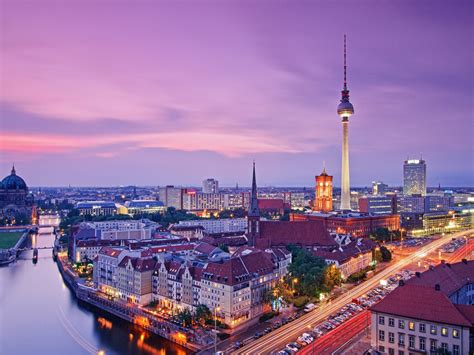 visit  berlin   children wall street international