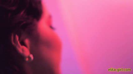 Luxurious Lady With Big Ass From Canada