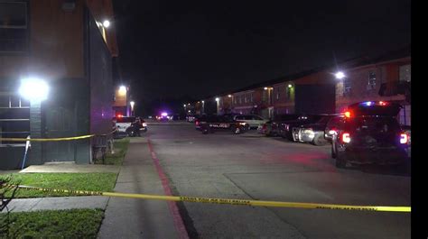 Man Died After Being Shot From Behind Near Apartment