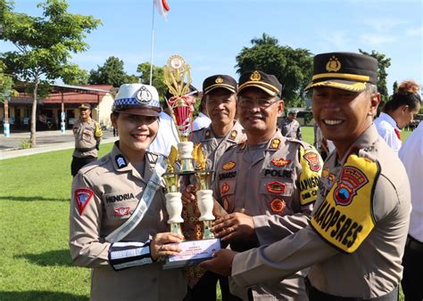 31 Anggota Polres Sragen Berprestasi Terima Piagam Penghargaan Hingga