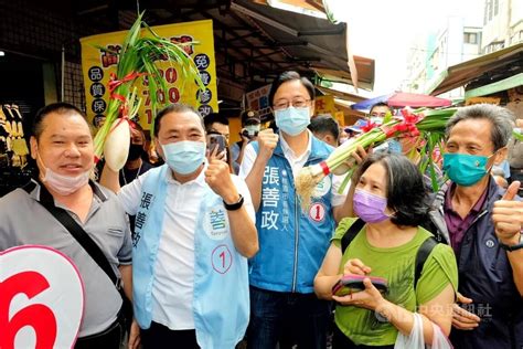 侯友宜桃園合體張善政 龜山市場掃街拜票 政治 中央社 Cna