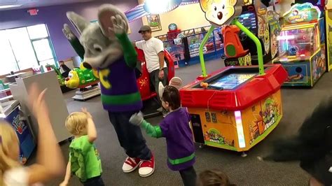 Another Day With Chuck E Cheese Youtube