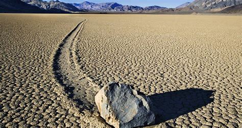 sailing stones death valleys  interesting wanderers