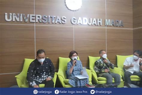 Terkait Tudingan Ijazah Jokowi Palsu Ugm Tak Akan Menuntut Radar Jogja