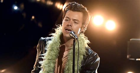 Harry Styles Wears Leather Suit And Fuzzy Scarf For Grammys Ps Fashion