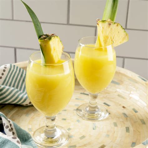 Refreshing Pineapple Coconut Juice