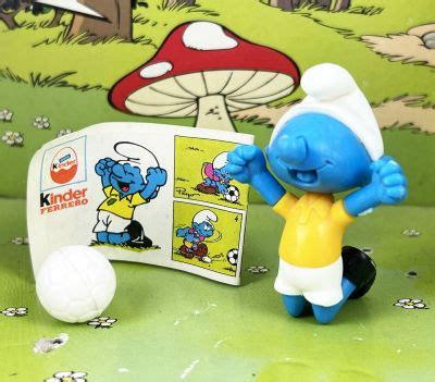 The Smurfs Premium Kinder Surprise Figure Soccer Smurf