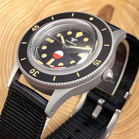 tandorio fifty fathoms   mm luminous ceramic nha pt