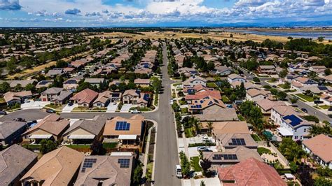Life In The City The Suburb Or The Exurb — Which Appeals To You More