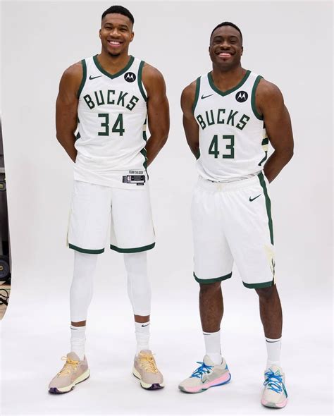 Meet Nba Mvp Giannis Antetokounmpos Brother Thanasis Antetokounmpo The Milwaukee Bucks