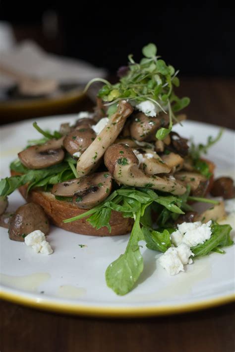 Seasonal Mushrooms Rocket Goats Cheese Toasted Brioche Au15 A