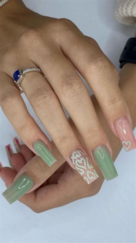 30 Best Green Acrylic Nail Ideas Worth Your Next Date