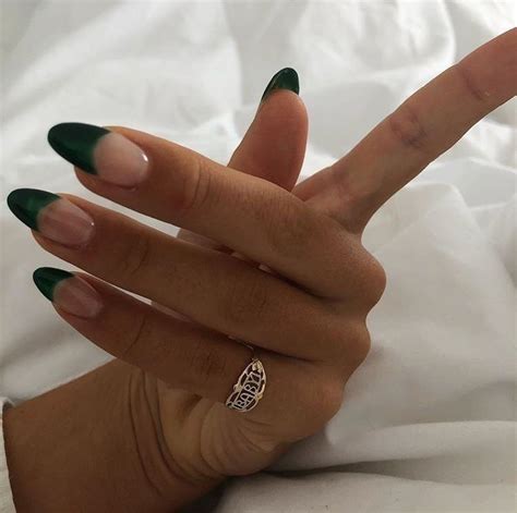 Emerald Green Manicure Nails Nails Minimalist Nails Perfect Nails