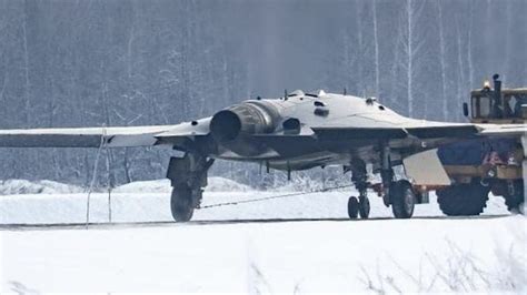 First Flight Of Russias Futuristic Okhotnik B Stealth Drone Confirmed