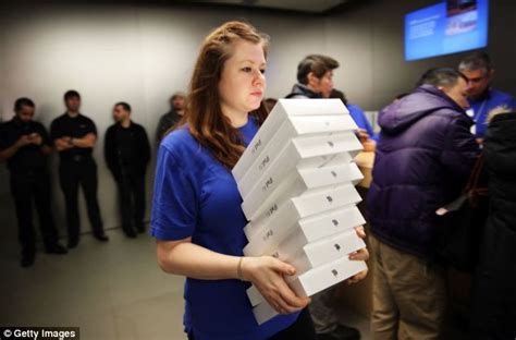 Is is the end of the road for the iPad? Apple announces record profits ...