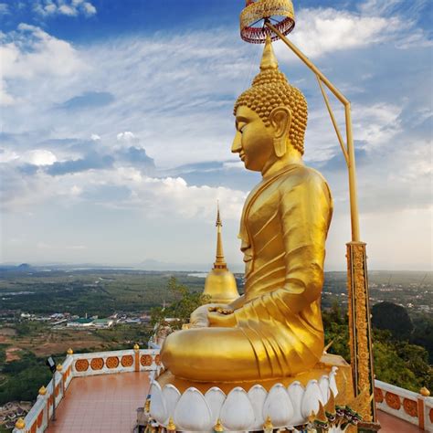 Premium Photo Buddha In Wat Tham Seua Tiger Cave Krabi Thailand