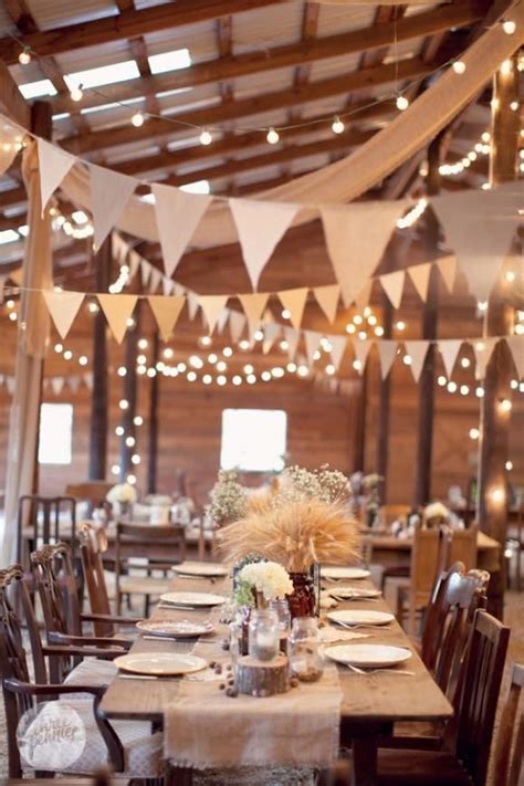 20 ideas para decorar un banquete de bodas Iluminación de boda Boda